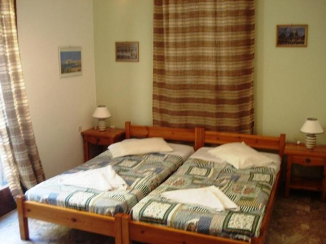 Pension Lagoudera Naxos City Room photo